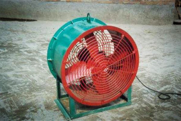 振動(dòng)給料機(jī)在生產(chǎn)中的結(jié)構(gòu)性能體現(xiàn)